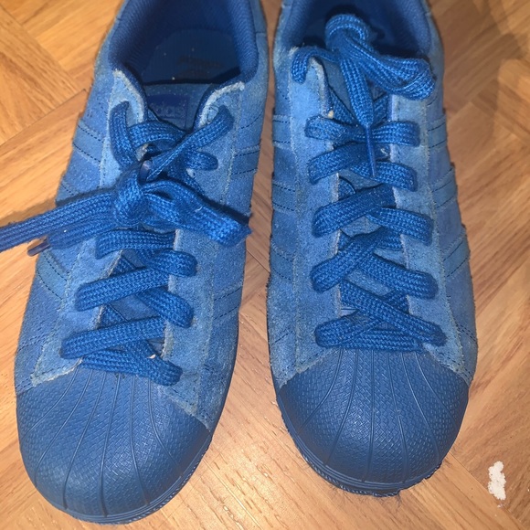 Adidas - Picture 1 of 3